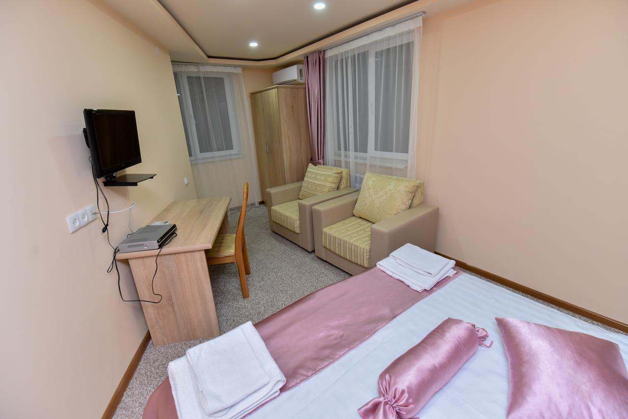 Gayane Hotel Alaverdi Extérieur photo