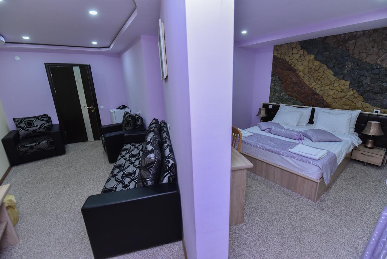 Gayane Hotel Alaverdi Extérieur photo