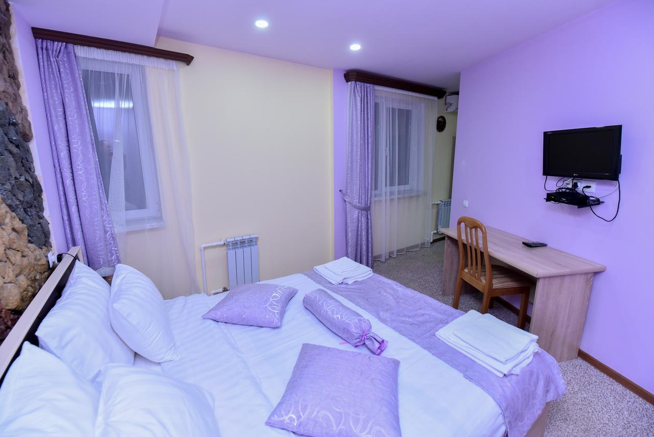 Gayane Hotel Alaverdi Extérieur photo