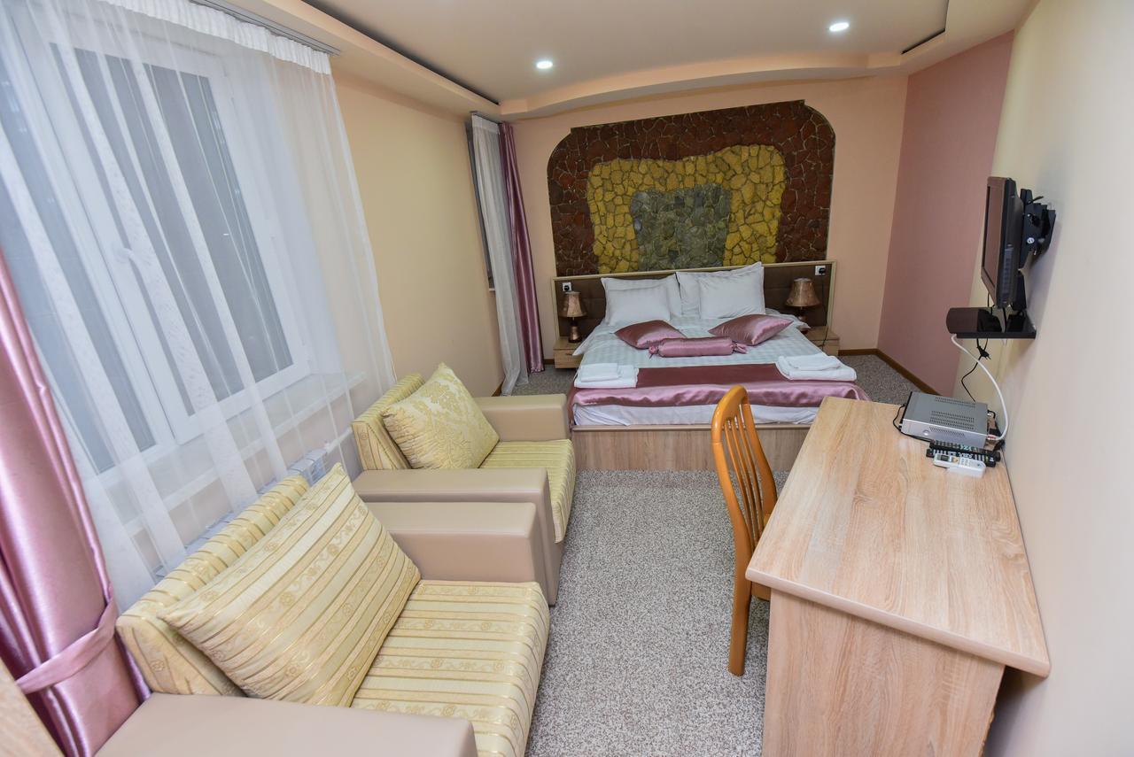 Gayane Hotel Alaverdi Extérieur photo