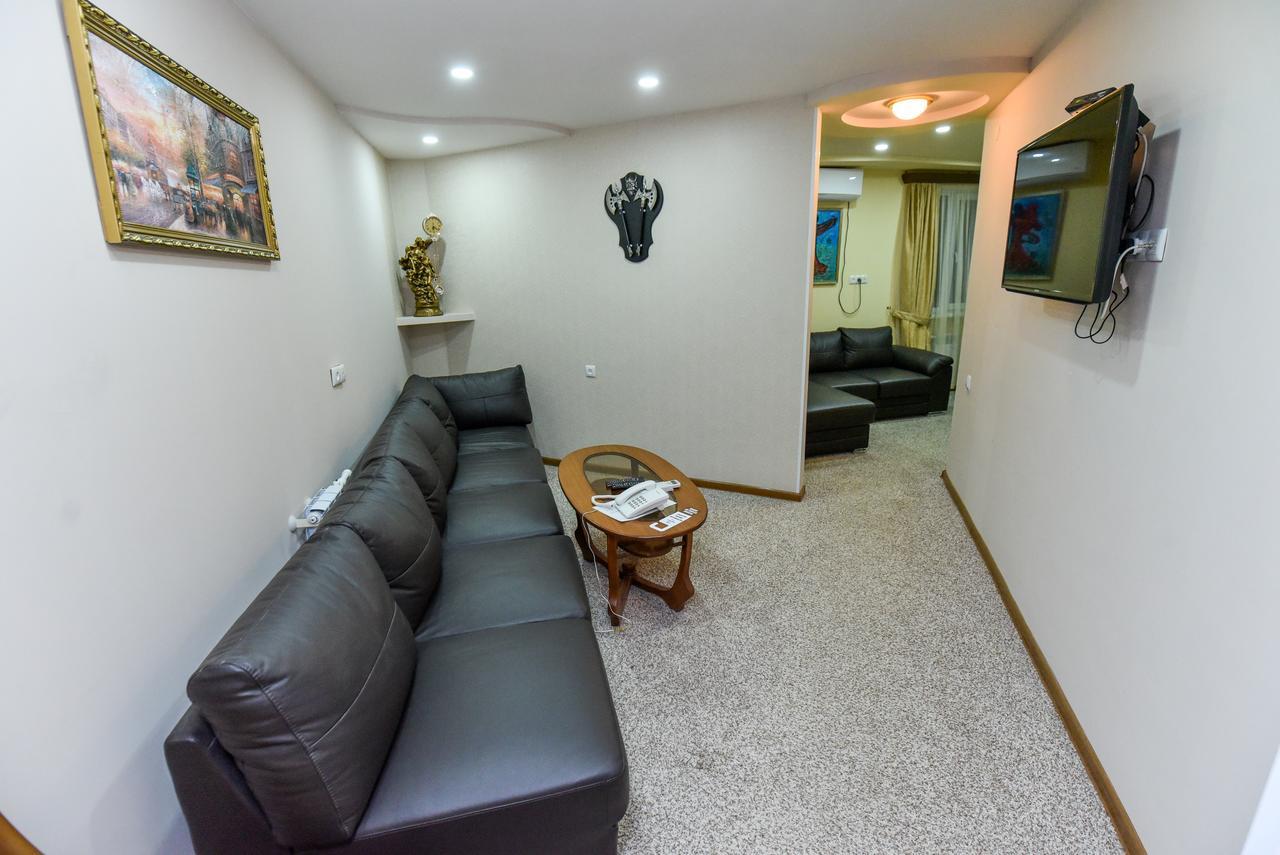 Gayane Hotel Alaverdi Extérieur photo