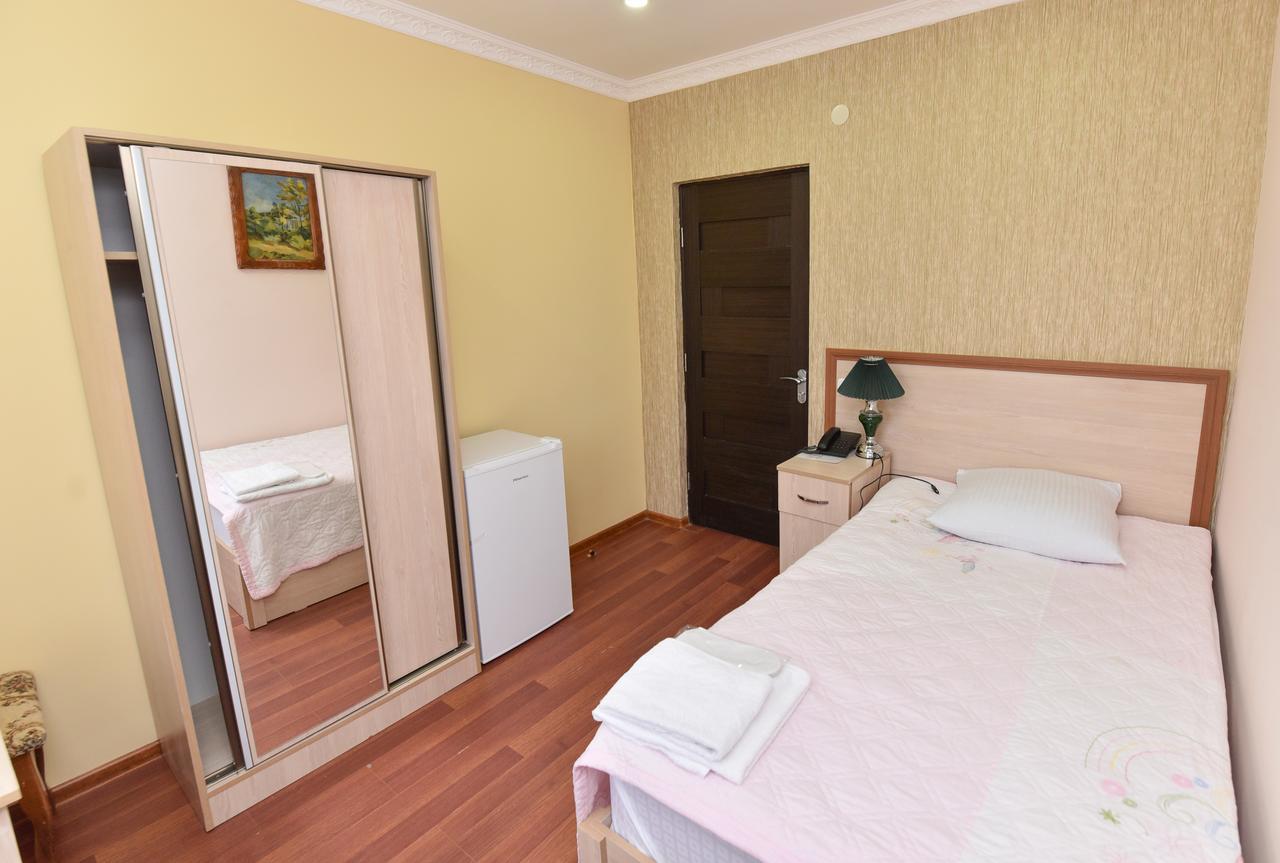 Gayane Hotel Alaverdi Extérieur photo