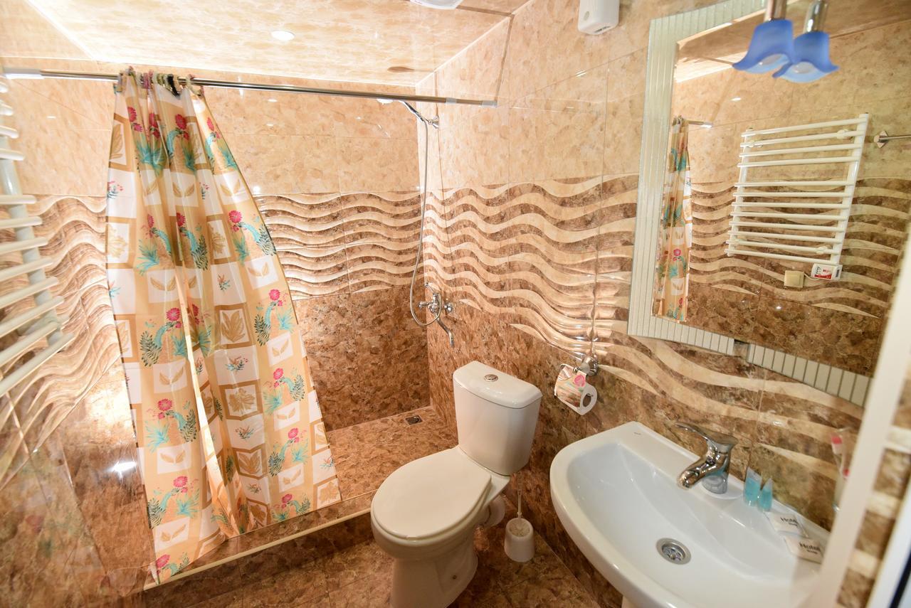 Gayane Hotel Alaverdi Extérieur photo